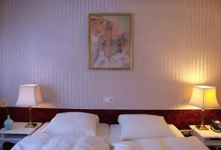 Mozart 3* Frankfurt am Main